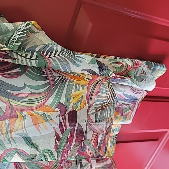 #63 Beautiful Multi Colored Mesh Overpiece - Picture 6 of 11